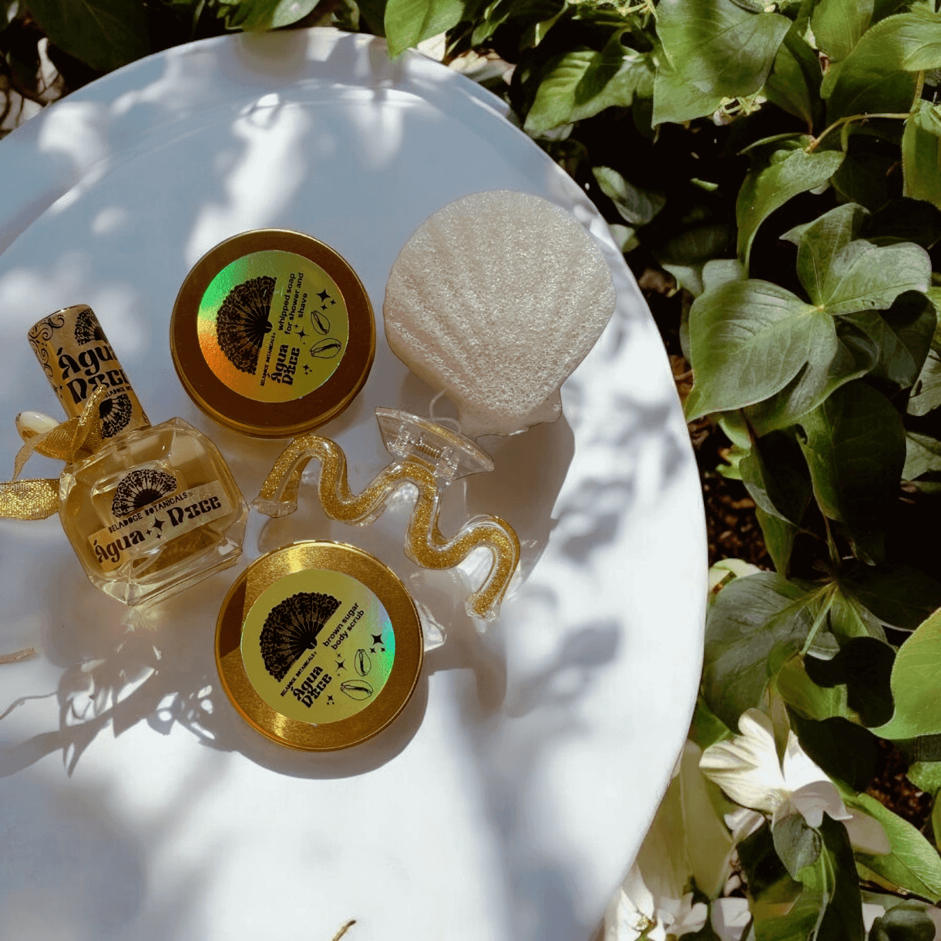 Divine Shine Água Doce Perfume + Bath Body Gift Set