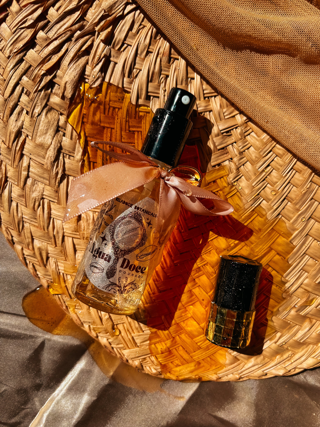 Água Doce {DOURADA} Perfume