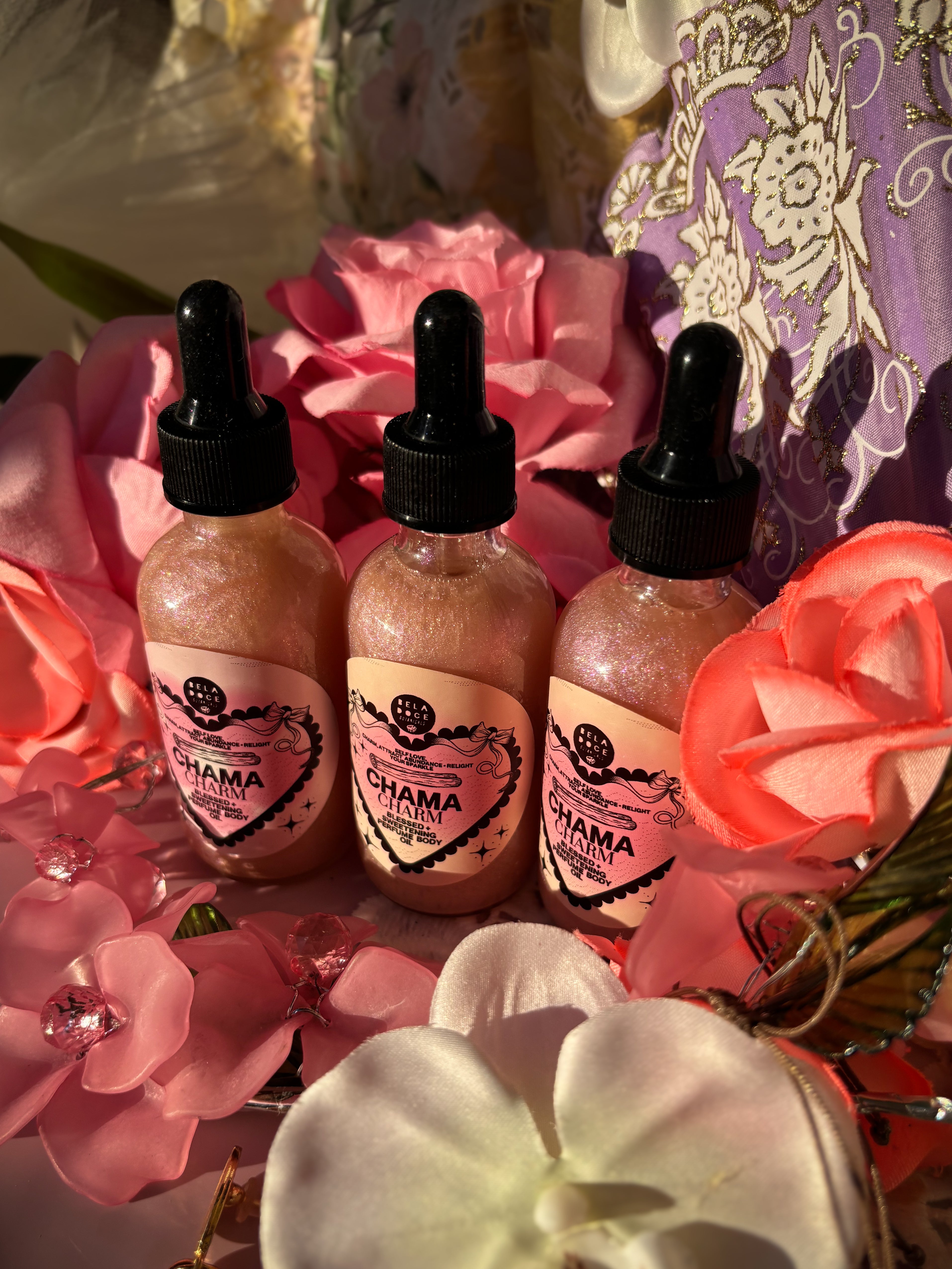 Chama Charm Shimmer Oil