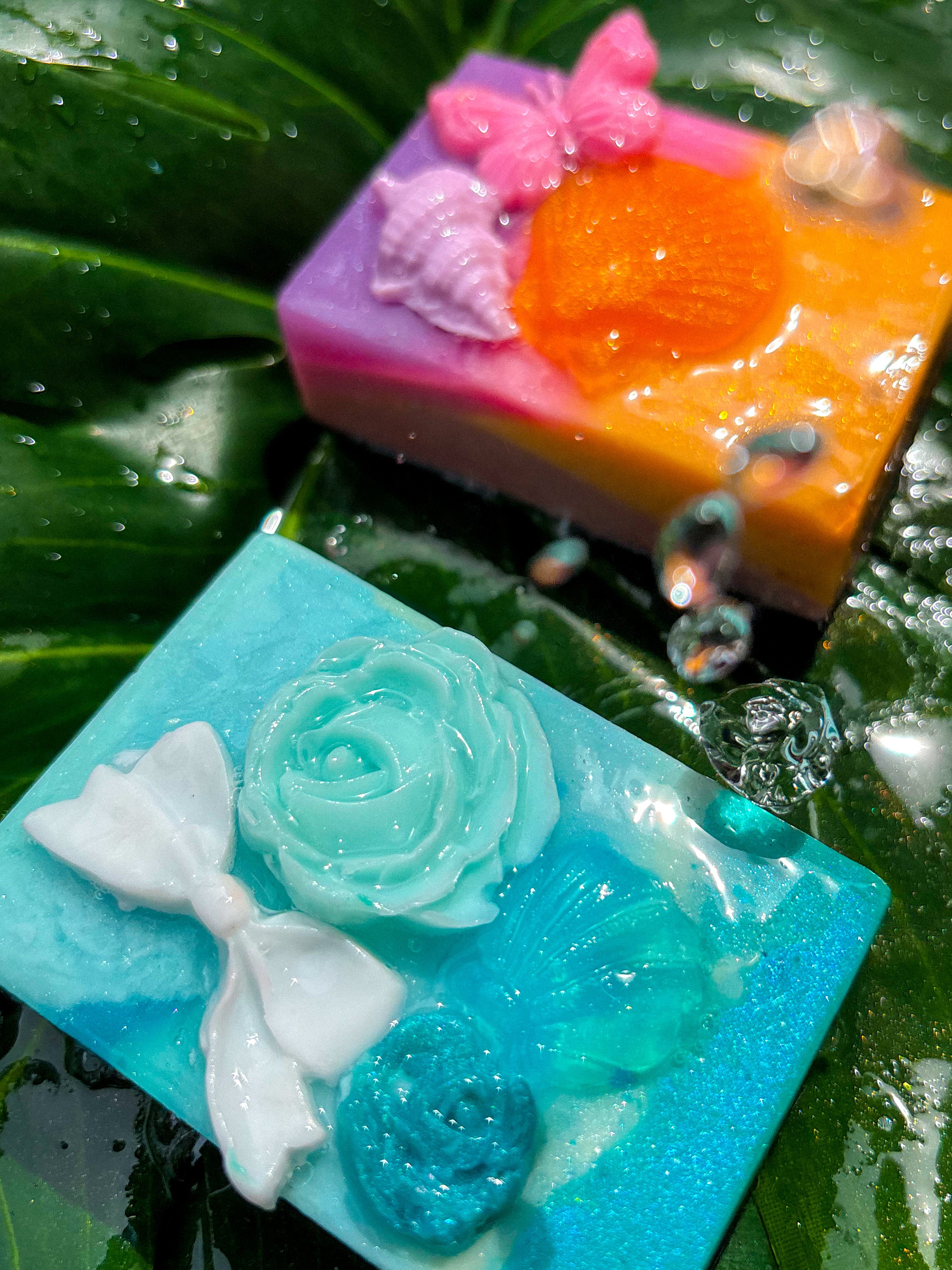 Flor de Sabonete • Embellished Bar Soap
