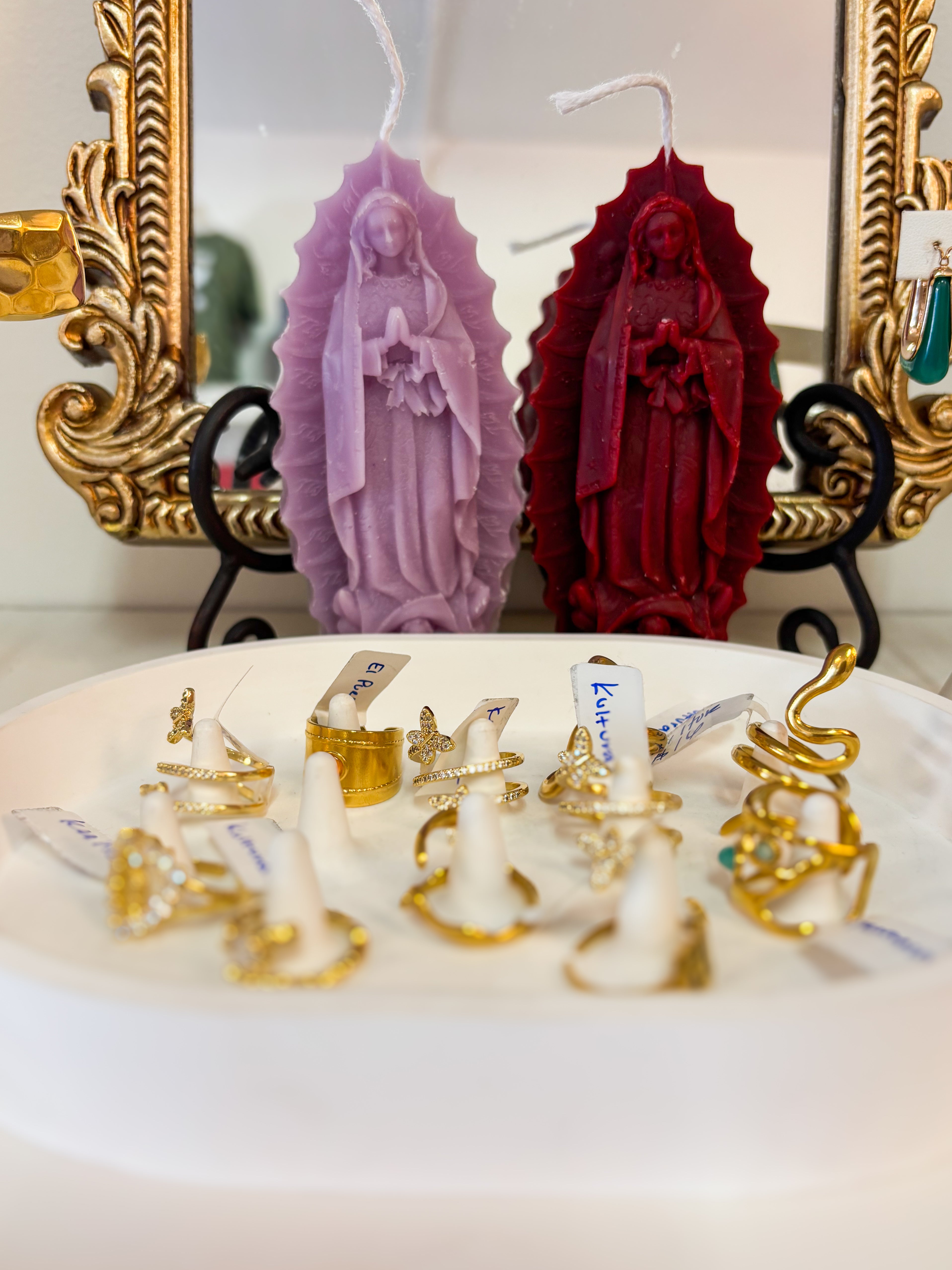 Seasonal Nossa Senhora market candles