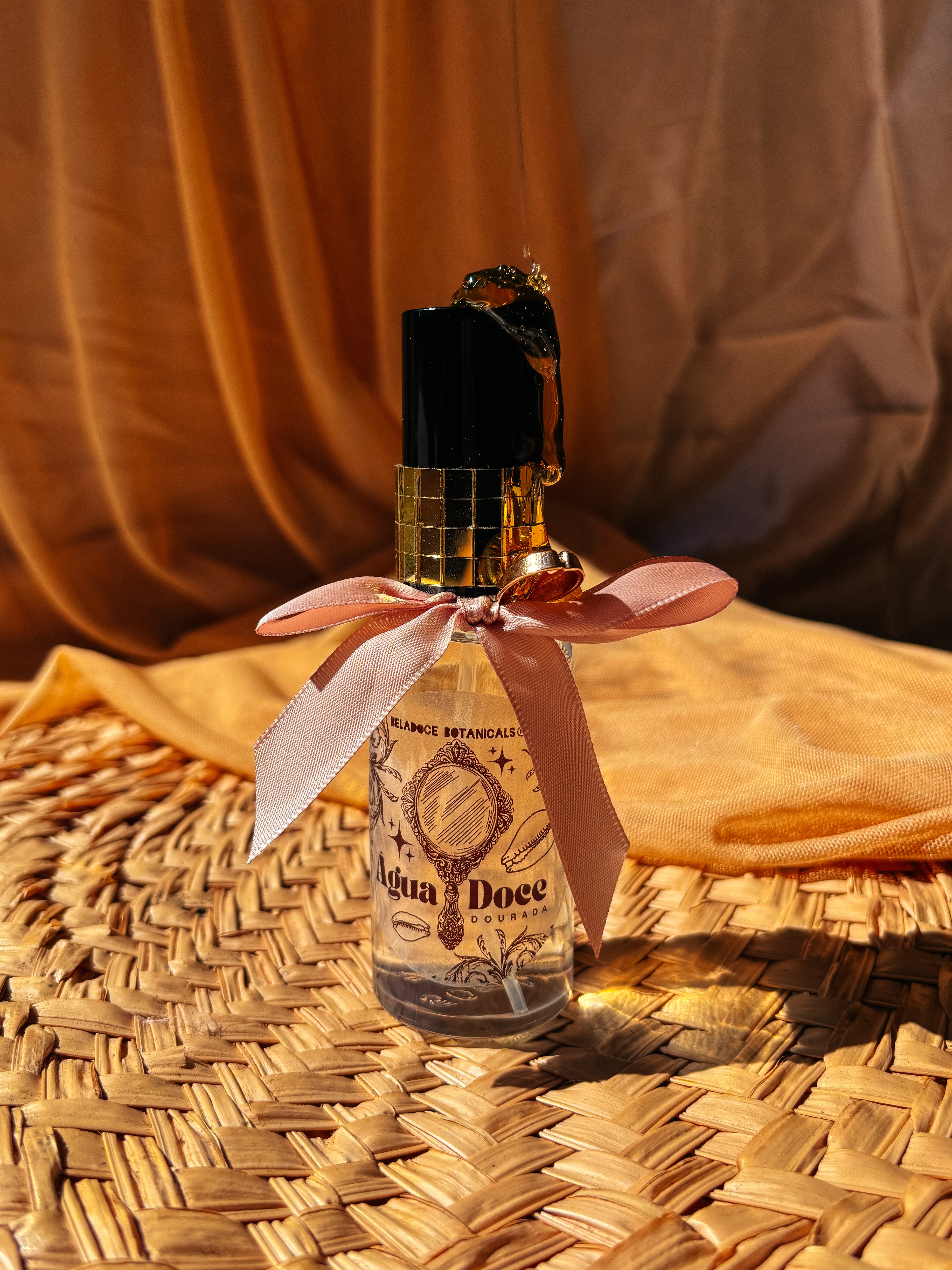 Água Doce {DOURADA} Perfume