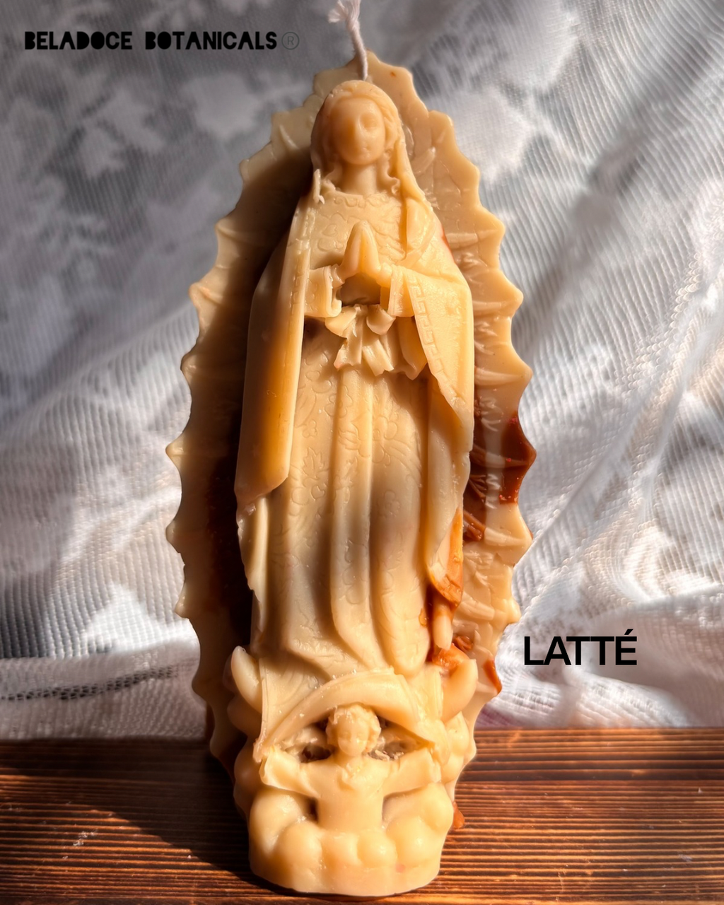 Seasonal Nossa Senhora market candles