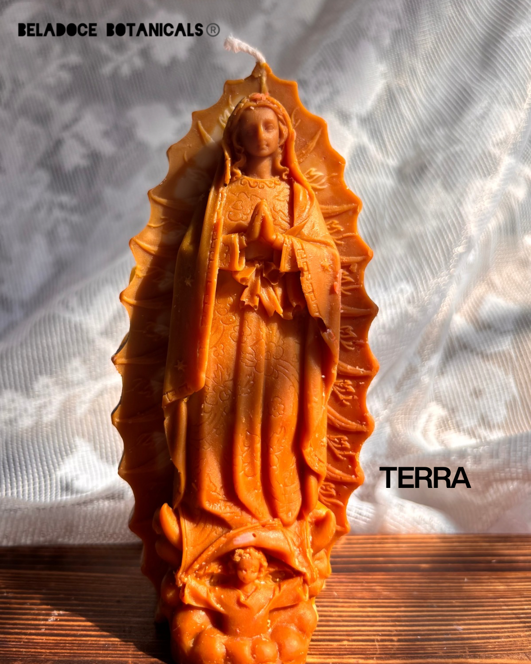 Seasonal Nossa Senhora market candles