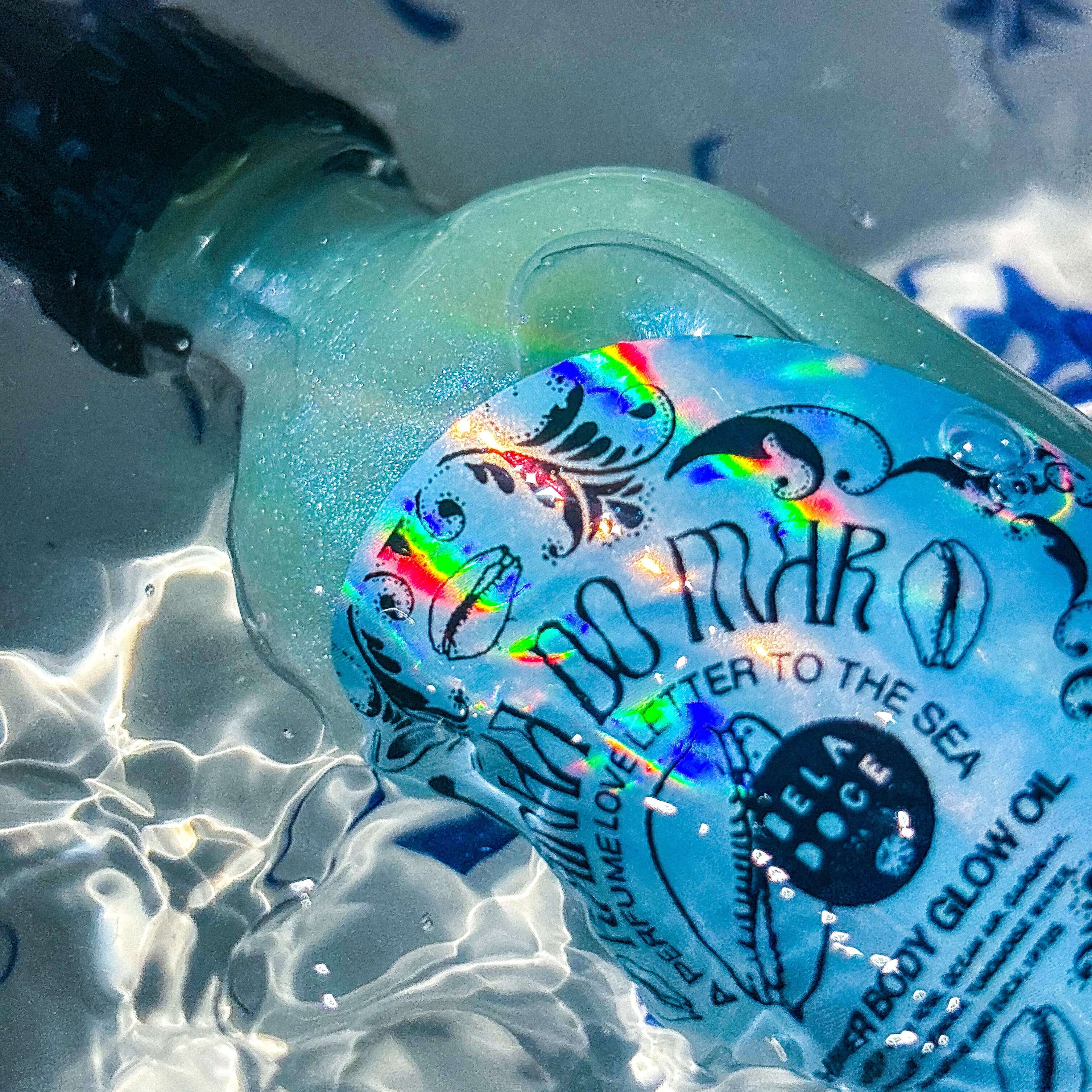 Brazilian beauty | @shop_beladoce | Rainha do mar Queen of the sea | Beladoce botanicals blue shimmer oil | Latina entrepreneurs | Latina owned skincare | Latina skincare | small batch skincare | natural  Brazilian skincare | organic Brazilian skincare | brazilian shimmer oil | glow oil | clean formula | Brazilian cream for sensitive skin | plant based skincare  