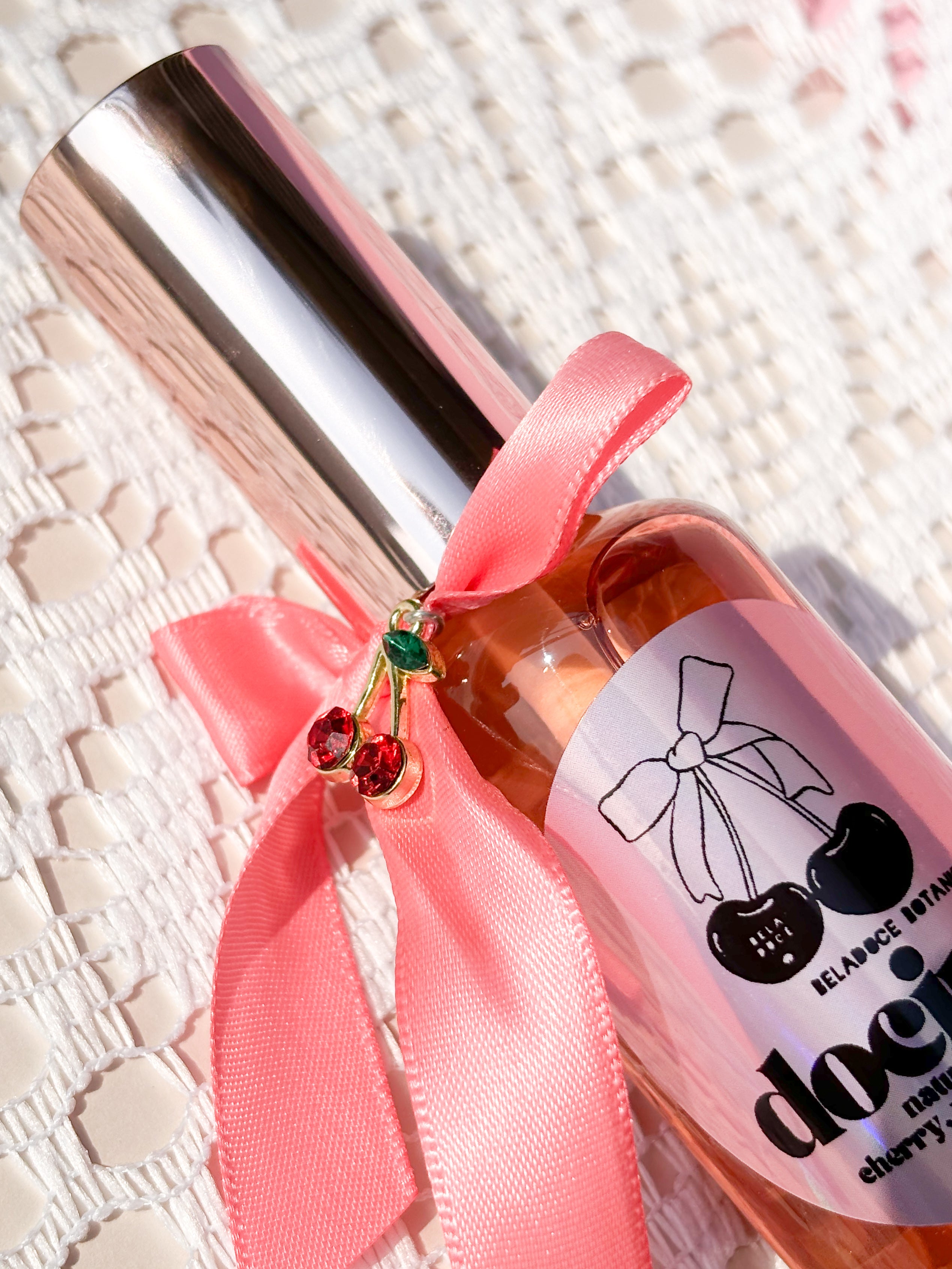 Support Latina owned business | indie skincare | where to buy Brazilian skincare | best organic shimmer oil | cherry perfume | Brazilian beauty secret | Brazilian perfume | shop_beladoce | Beladoce botanicals | Beladoce botanicals Docinha | Latina entrepreneurs | Latina owned skincare | Latina skincare | small batch skincare | hydrating Brazilian skincare | organic Brazilian skincare | natural Brazilian skincare | açaí skincare | clean formula | Brazilian skincare for sensitive skin | plant based skincare  