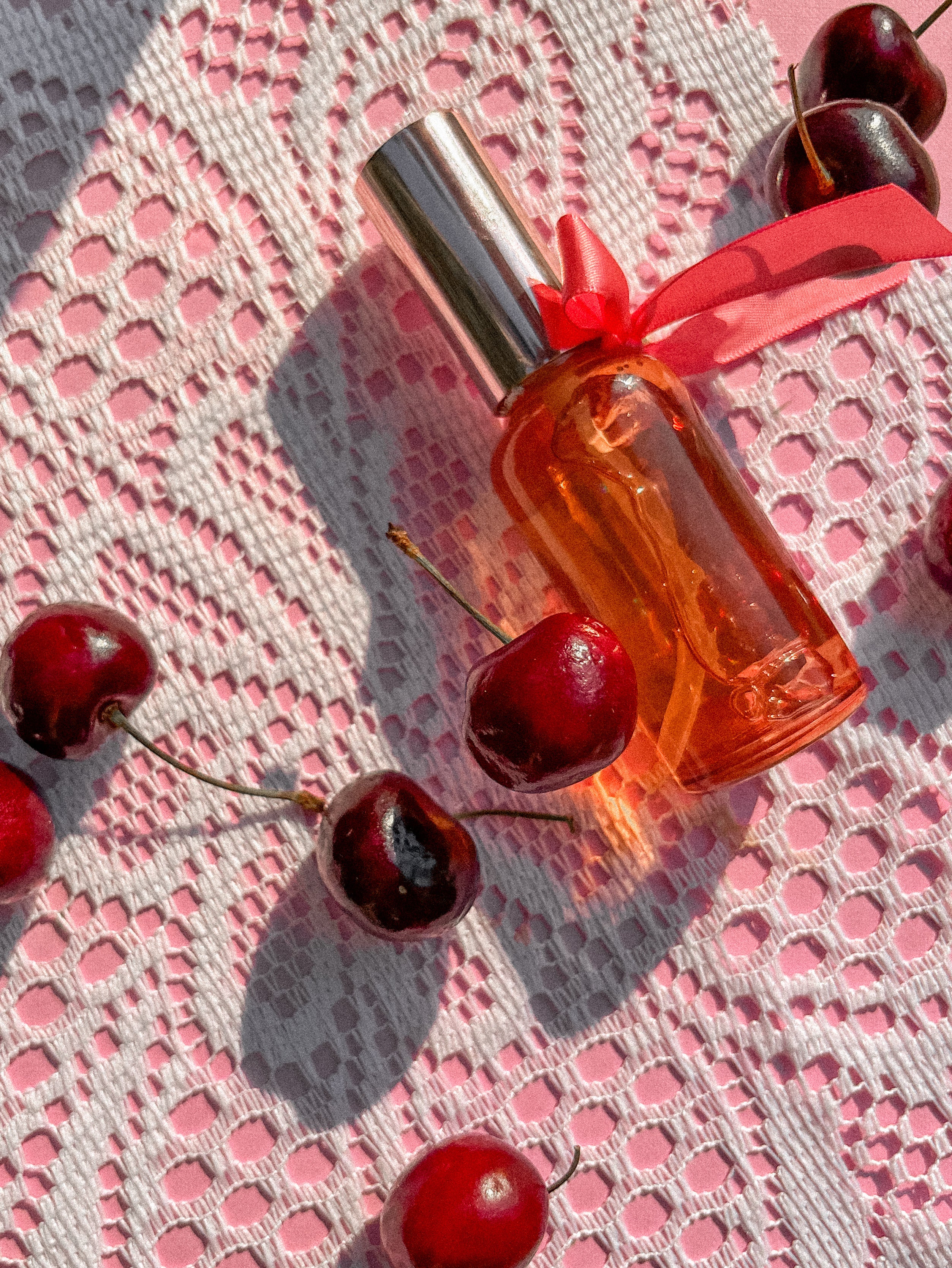 Support Latina owned business indie skincare | where to buy Brazilian skincare | best organic shimmer oil | cherry perfume | Brazilian beauty secret | Brazilian perfume | @shop_beladoce | Beladoce botanicals | Beladoce botanicals Docinha | Latina entrepreneurs | Latina owned skincare | Latina skincare | small batch skincare | hydrating Brazilian skincare | organic Brazilian skincare | natural Brazilian skincare | açaí skincare | clean formula | Brazilian skincare for sensitive skin | plant based skincare  