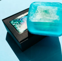 Load image into Gallery viewer, Vapor Doce encapsulated vapor rub soap